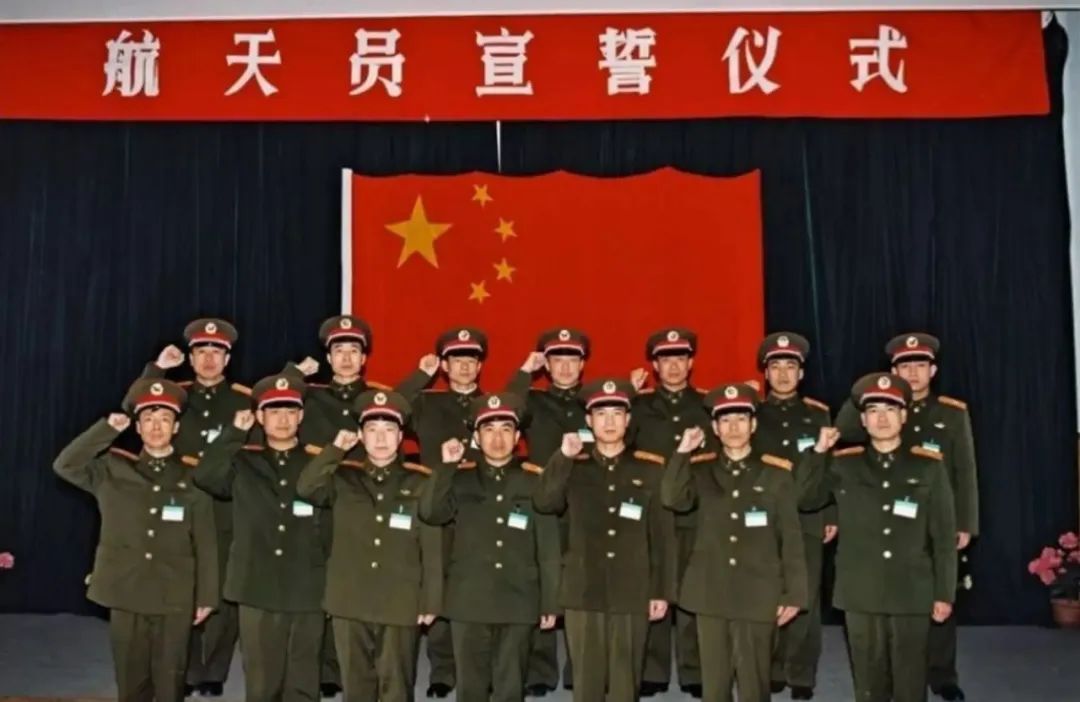 神16乘组即将太空授课！神17指令长三选一？杨利伟会再上太空吗？