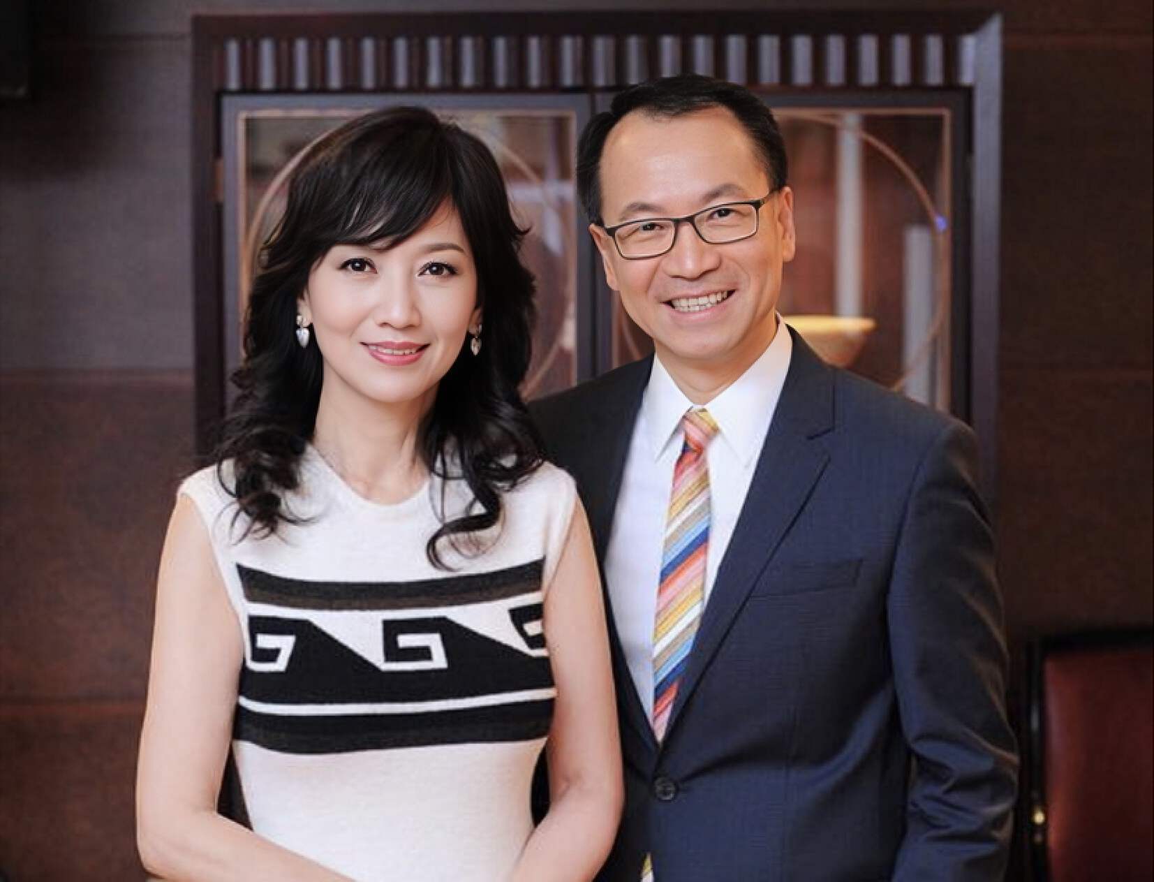 突传死讯！香港知名富商不幸离世，多次花重金请赵雅芝做代言人