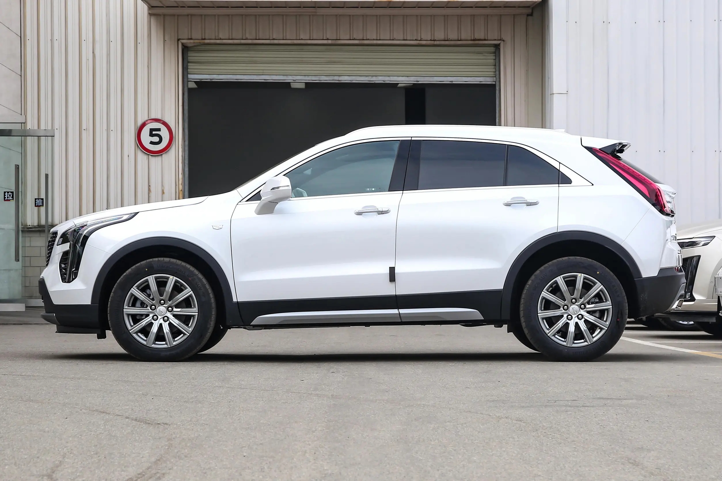 手握10万想买suv这4款性价比最高,热度高优惠大这5款家用suv值得买