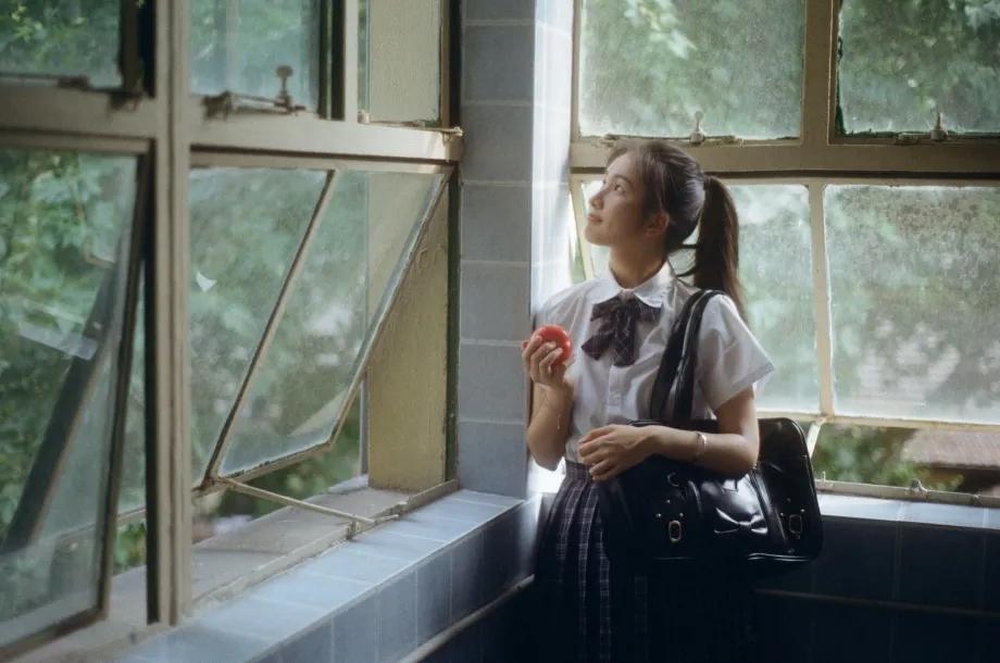 校园女同学校服写真,校服清纯照片