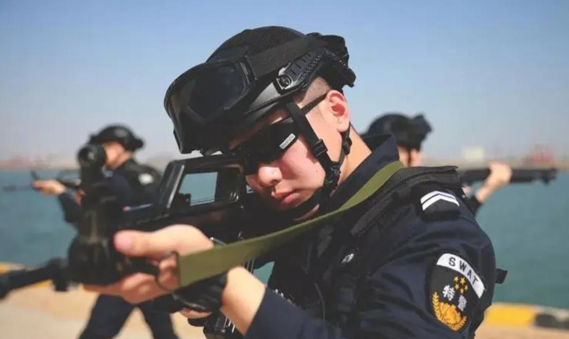 当了警察才明白,行政编和事业编警察区别很大,学生们选择要谨慎