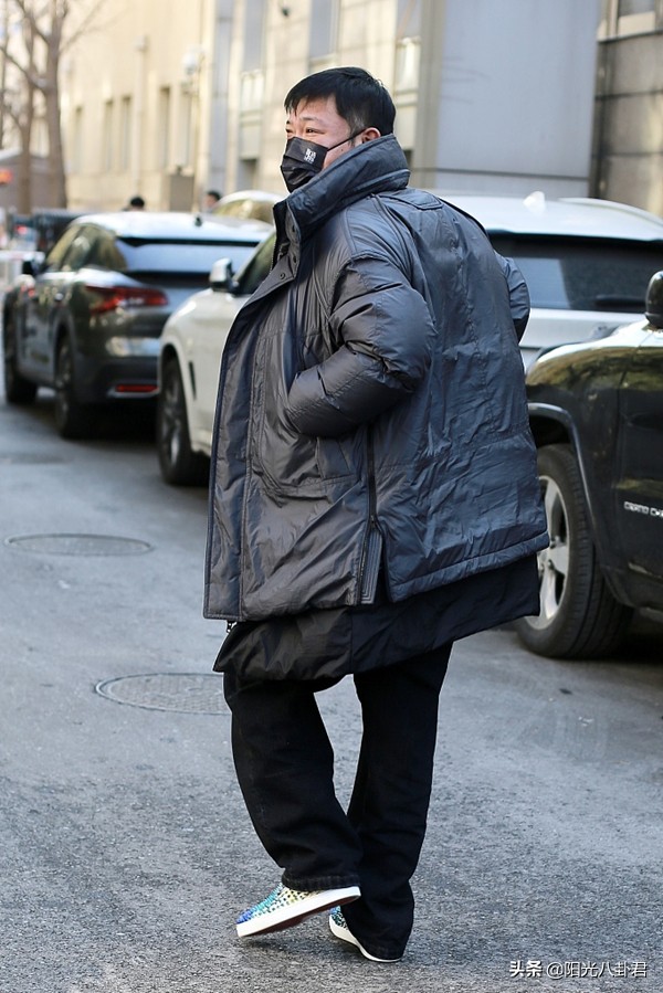 央视春晚第三次联排邓超,赵丽颖朱一龙现身春晚联排