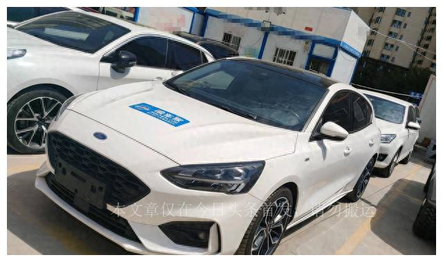 2017年福克斯值不值得入手,曾经的销量冠军科鲁兹