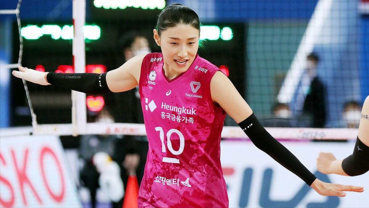 官宣女排新主教练,目前女排国家队第一主攻手