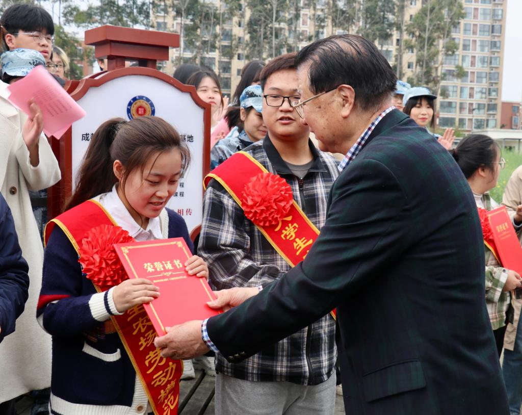 锦城春耕,成都锦城学院社团文化节