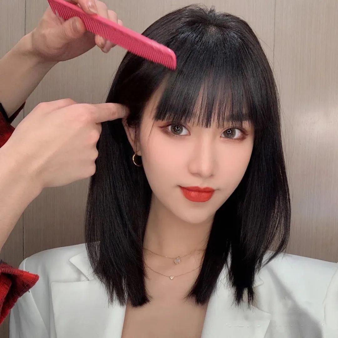 秋冬齐刘海造型,秋冬减龄刘海