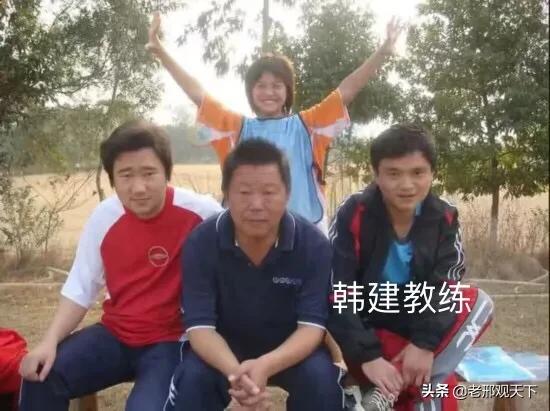 王霜日记,王霜回眸瞬间