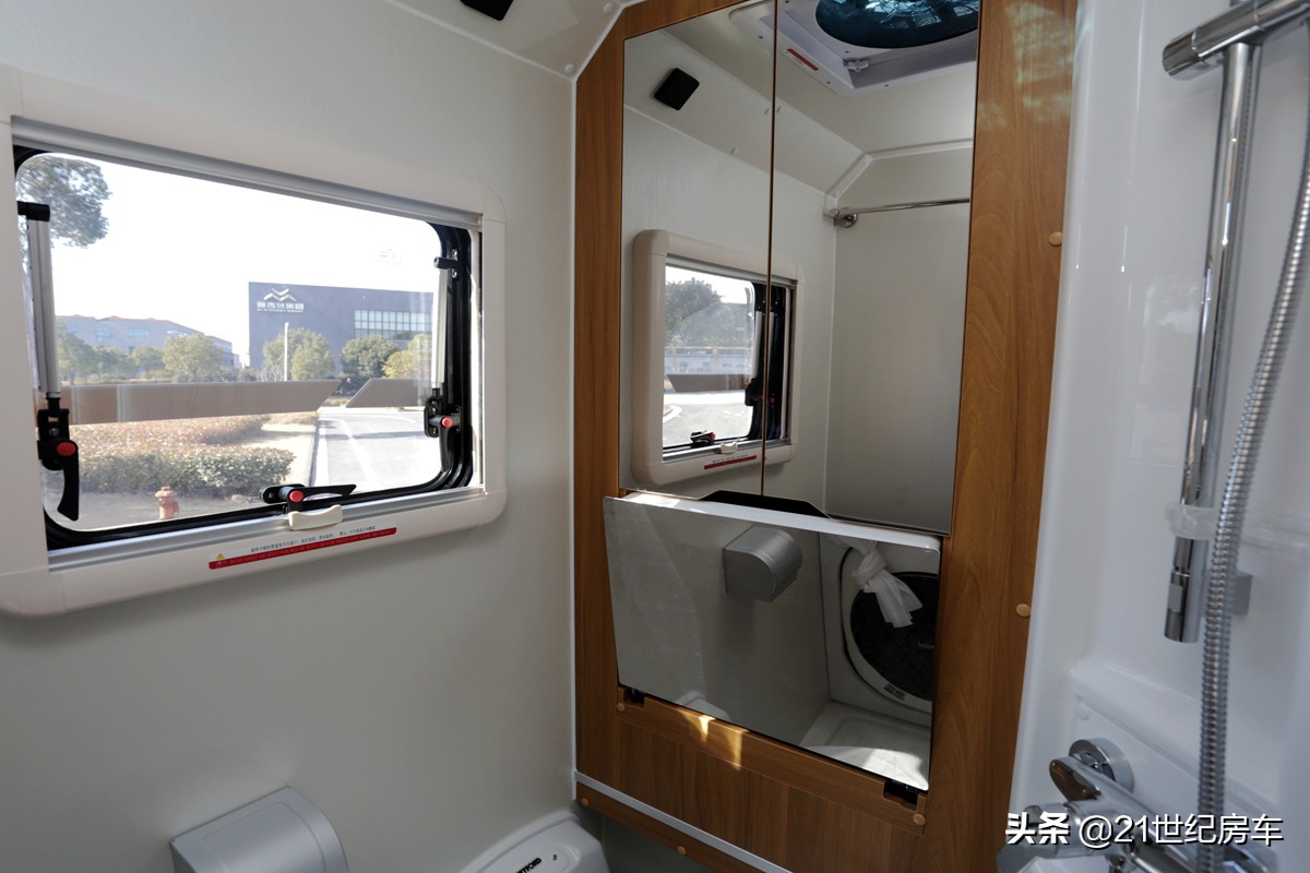 家用大空间6座推荐,适合家用的两厢大空间