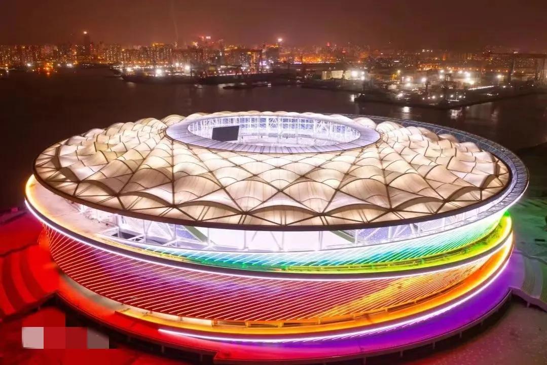 最大的体育场能容纳多少人,最新中国最大10座体育场