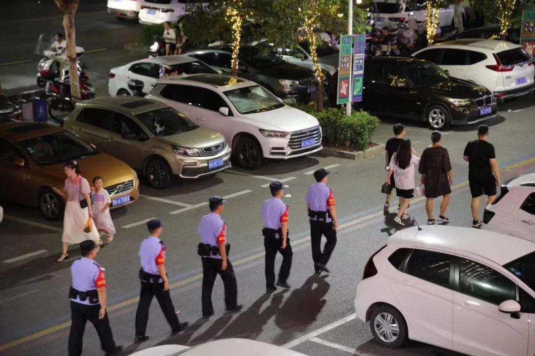 夏季治安打击整治“百日行动”丨尽锐出战!河南洛阳公安全力开展夏夜治安巡查宣防第二次集中统一行动