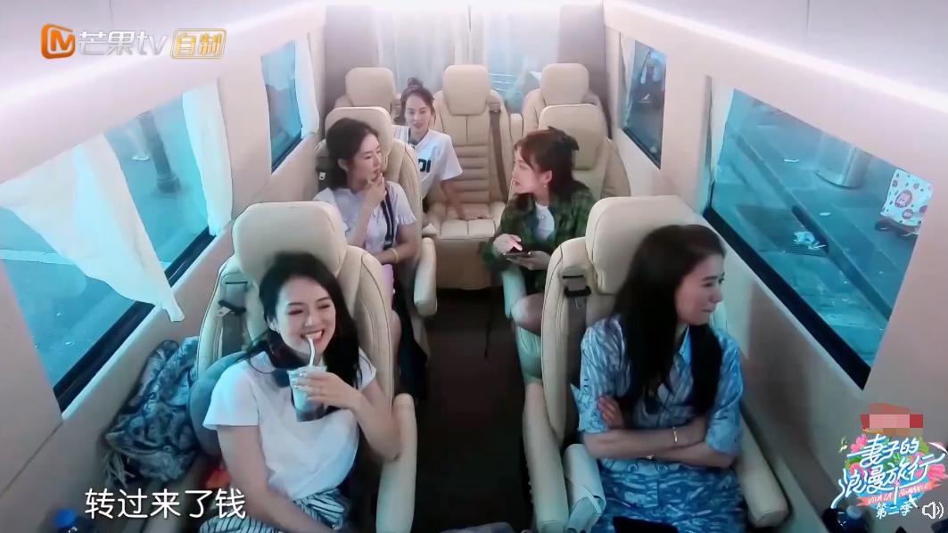 谢娜回应与包文婧还钱梗,谢娜回应和包文婧三万梗