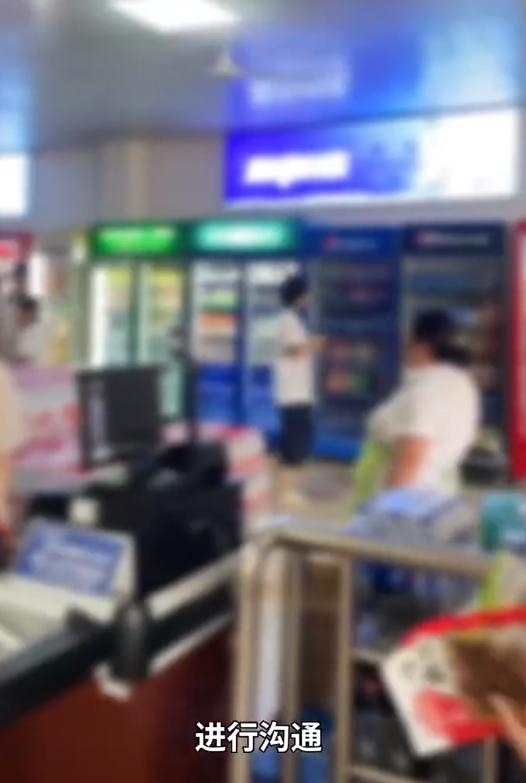 学生购买垃圾食品案例,学生吃垃圾食品案例