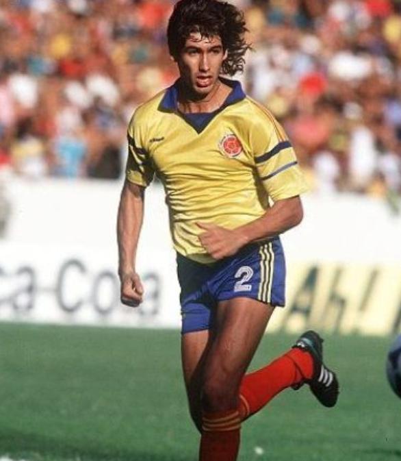 1994埃斯科巴乌龙球视频,埃斯科巴乌龙遭枪杀