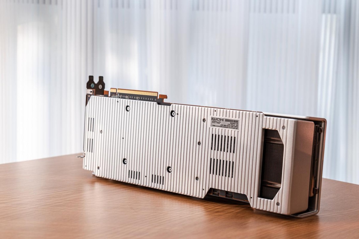 锐龙3950x游戏性能,锐龙74700u游戏性能