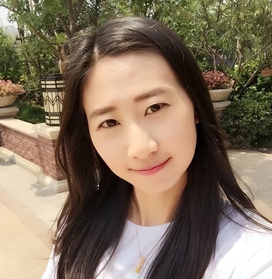 中国女足最新名单及照片,中国女足无人能敌