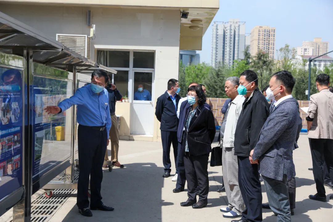 幸福制药应香港陕西商会请求向香港捐赠抗疫创新药热炎宁合剂