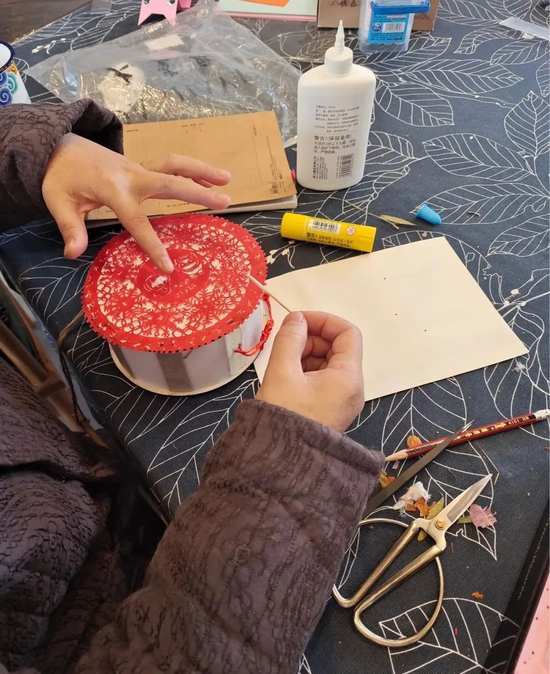 来吧~展示！谁能拒绝花灯版“冰墩墩”“雪容融”