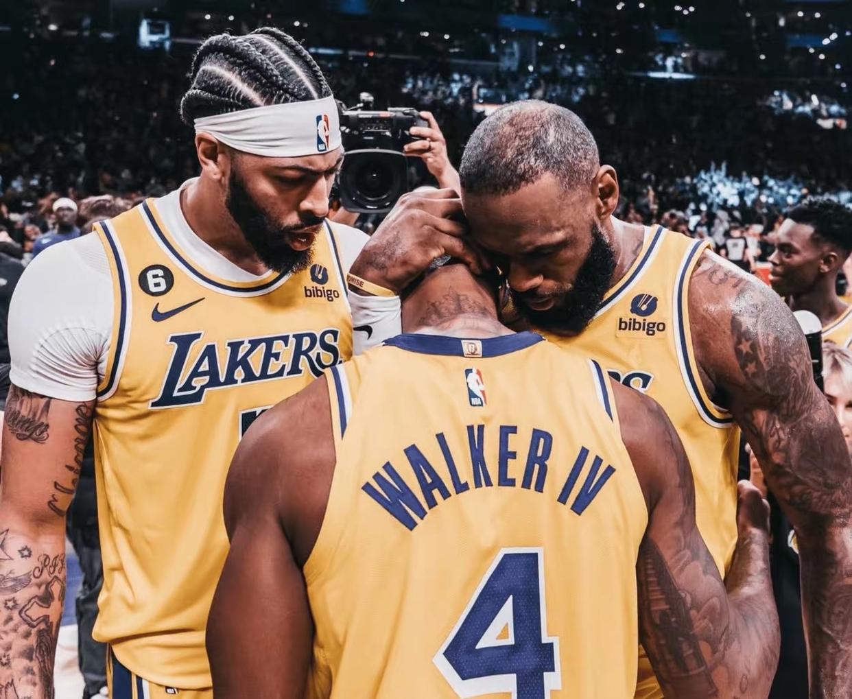 詹姆斯狂砍37分谈浓眉复出,浓眉复出詹姆斯太兴奋