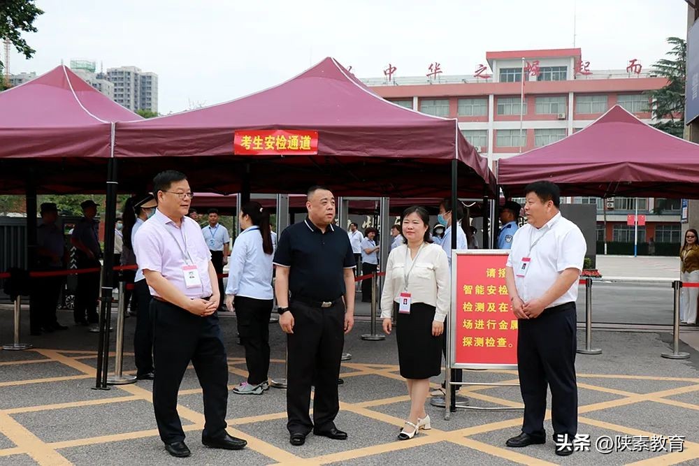 追梦吧高考完整视频,《追梦吧少年》