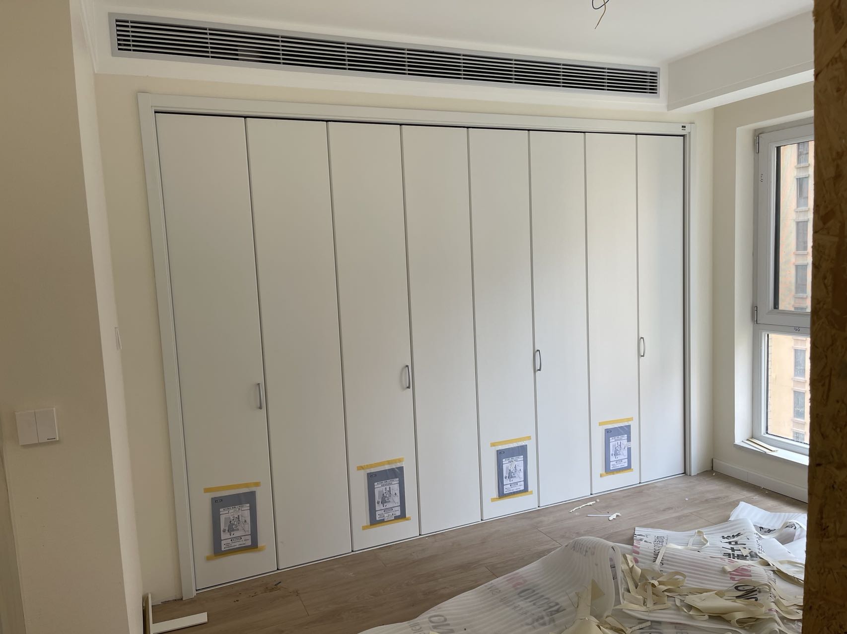 主卧没有衣柜怎么收纳显高级,主卧衣柜满足收纳