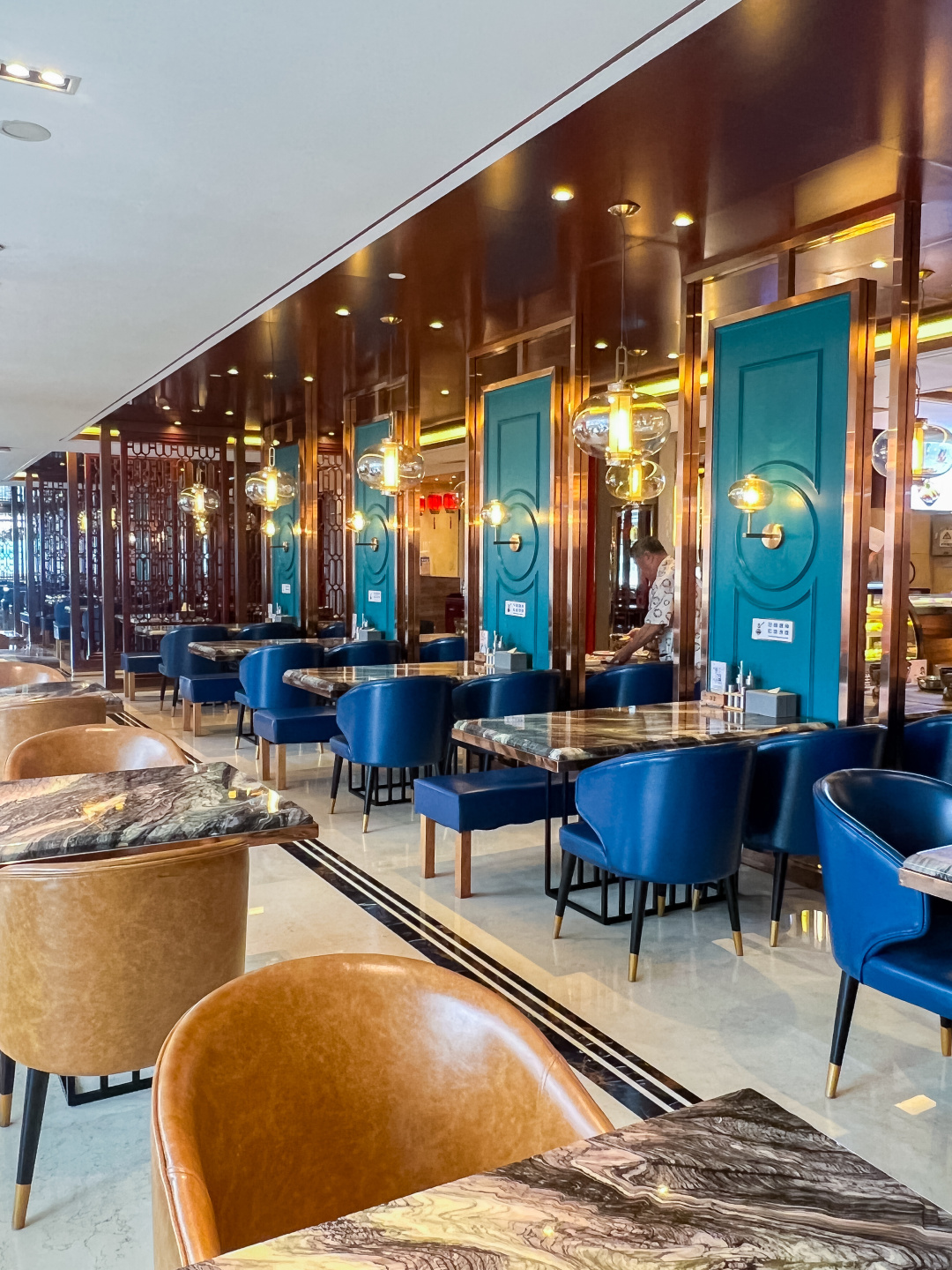 银河温泉双人水果温泉,泡汤泉免费吃水果