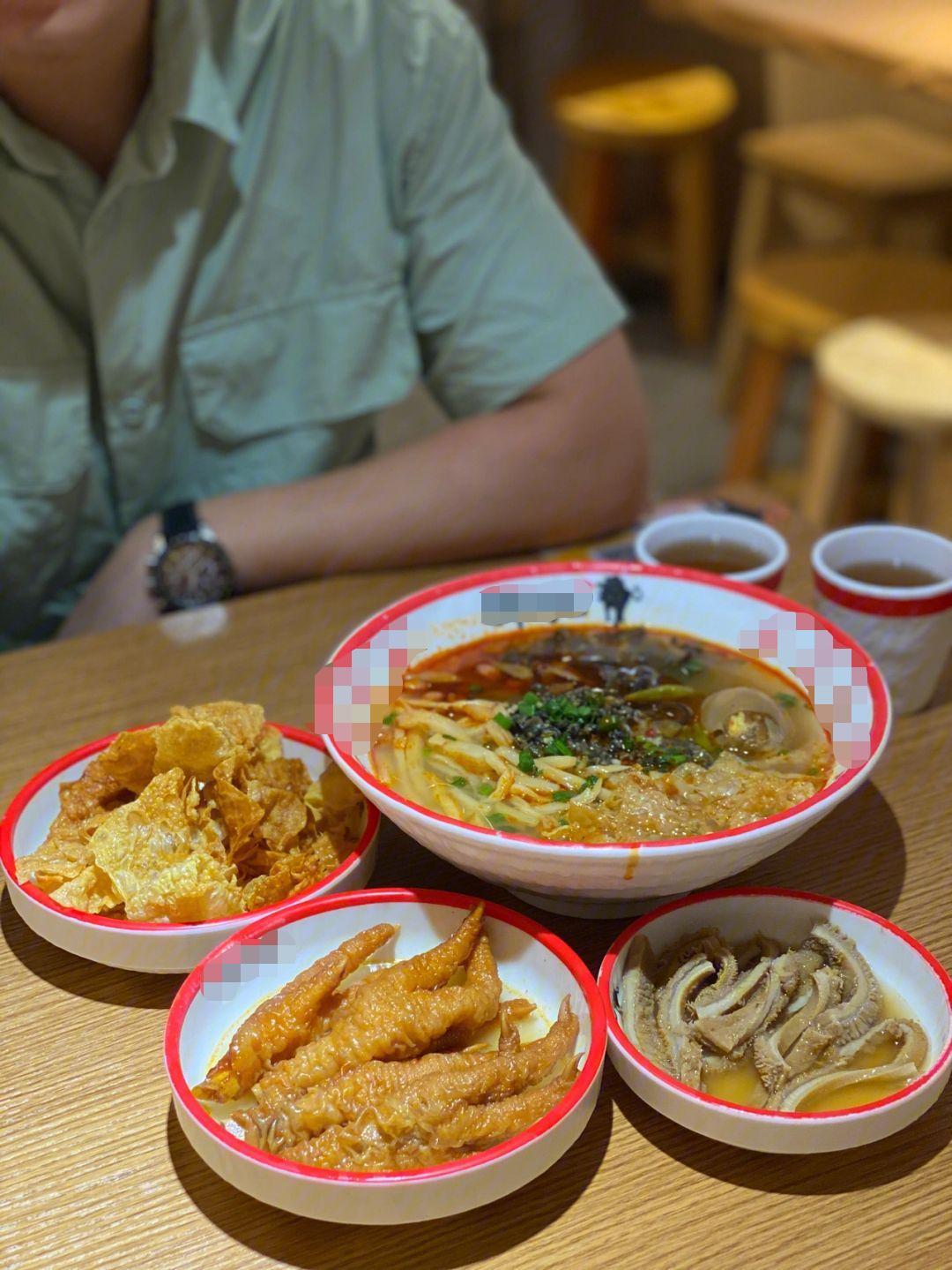 东莞开螺蛳粉店需要多少钱,东莞开螺蛳粉店