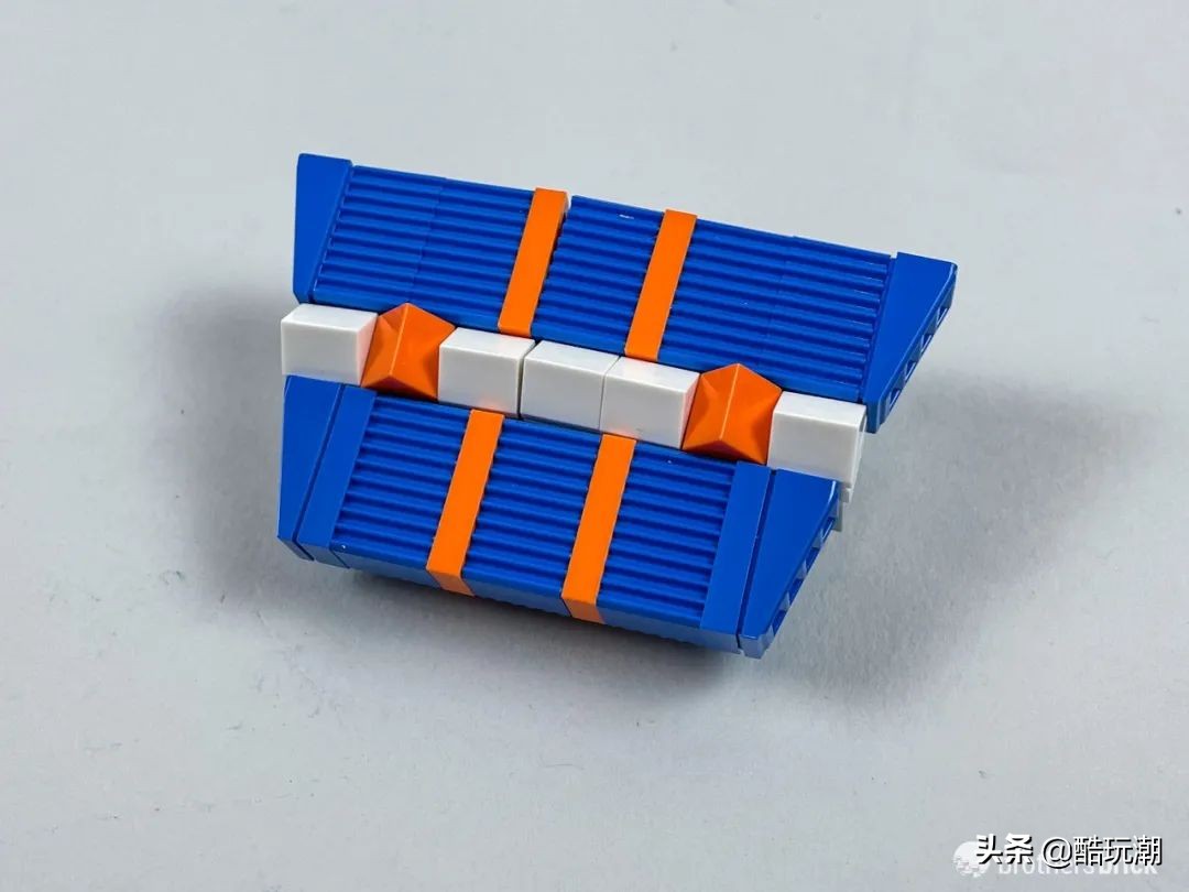 乐高10284诺坎普球场开箱,乐高皇家马德里球场