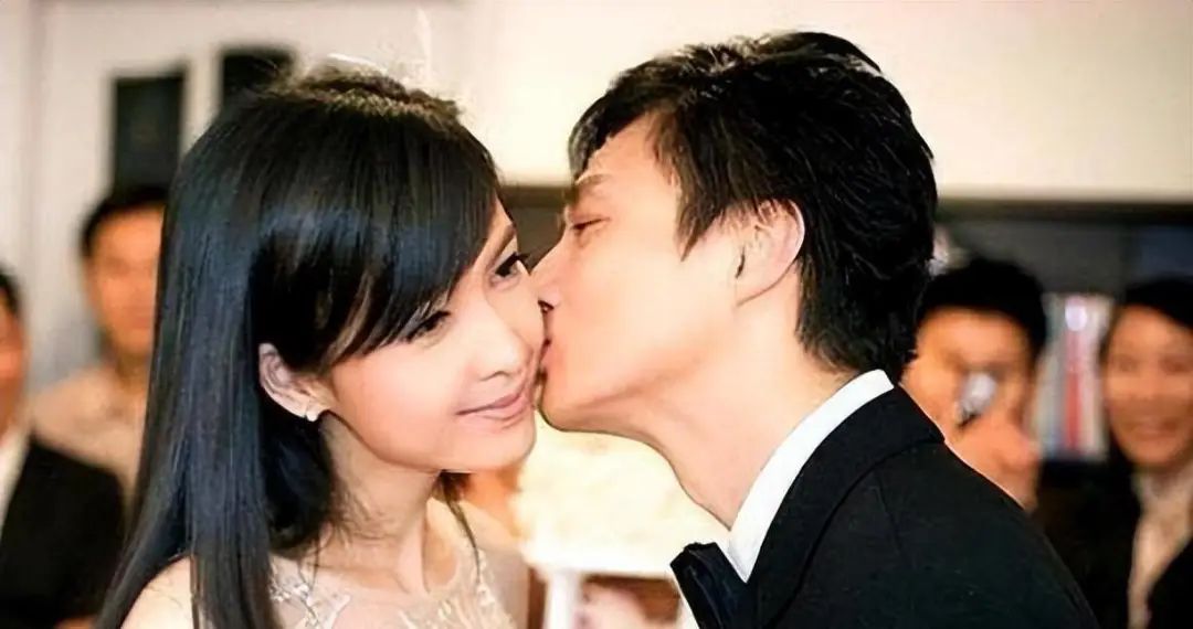 56岁陈法蓉近况曝光，两次被指插足，恋爱被骗2.8亿元，差点抑郁自杀：别劝我结婚！