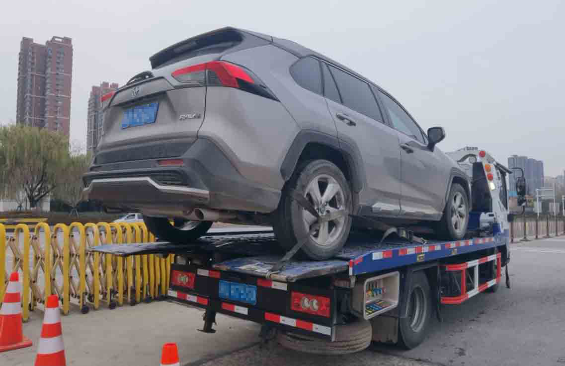 丰田rav4行驶过程漏油熄火,丰田rav4漏油案例