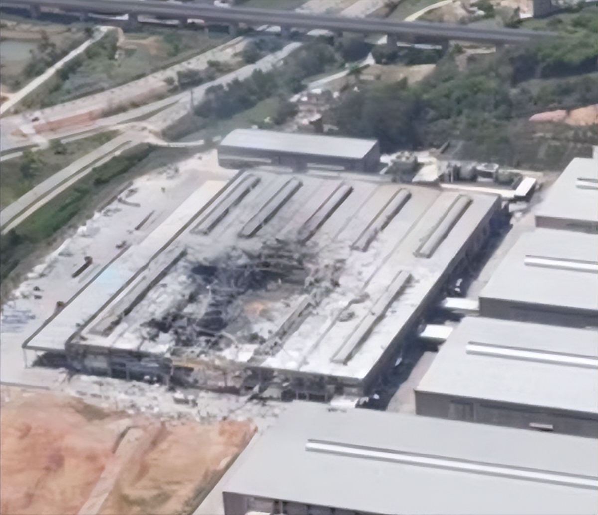 炸出蘑菇云的鞭炮新闻,炸出蘑菇云的实验