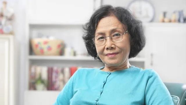 66岁大爷想找57岁大妈搭伙，大妈坦言：行，但得答应我3个要求