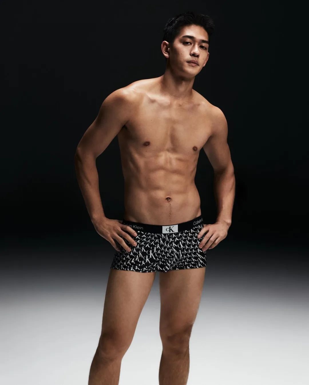 日本男模特浅野启介身材,日本明星浅野启介