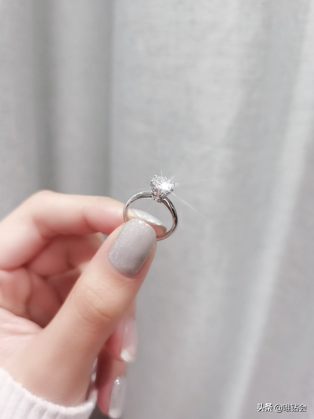 比利时魔星钻真的和钻石没区别吗,比利时魔星钻和莫桑钻区别