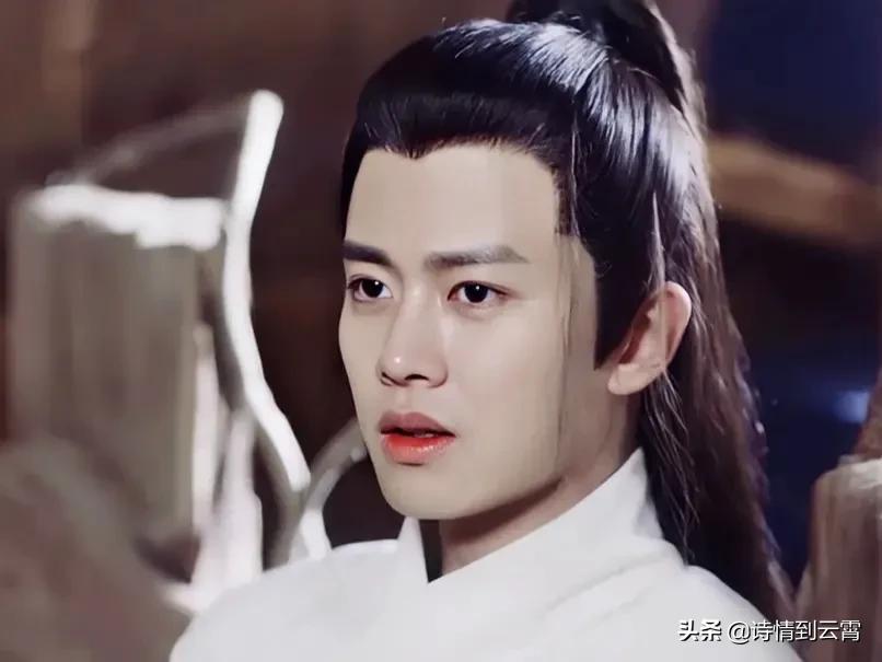 锦衣之下今夏知道陆绎被打入牢中,锦衣之下陆绎得知真相