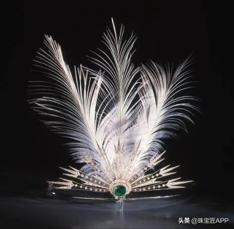 欧洲皇室珠宝冠冕,拿破仑帽300年