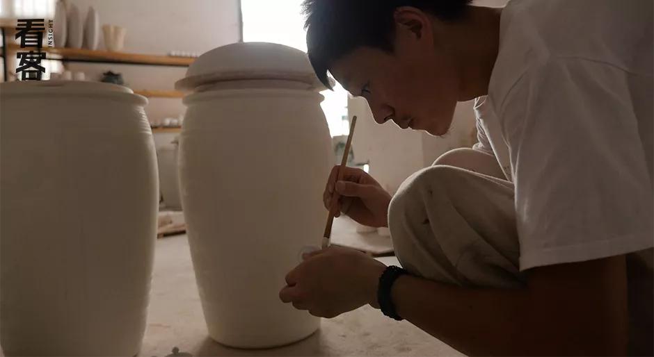 景德镇适合摆摊卖啥,去景德镇卖陶瓷