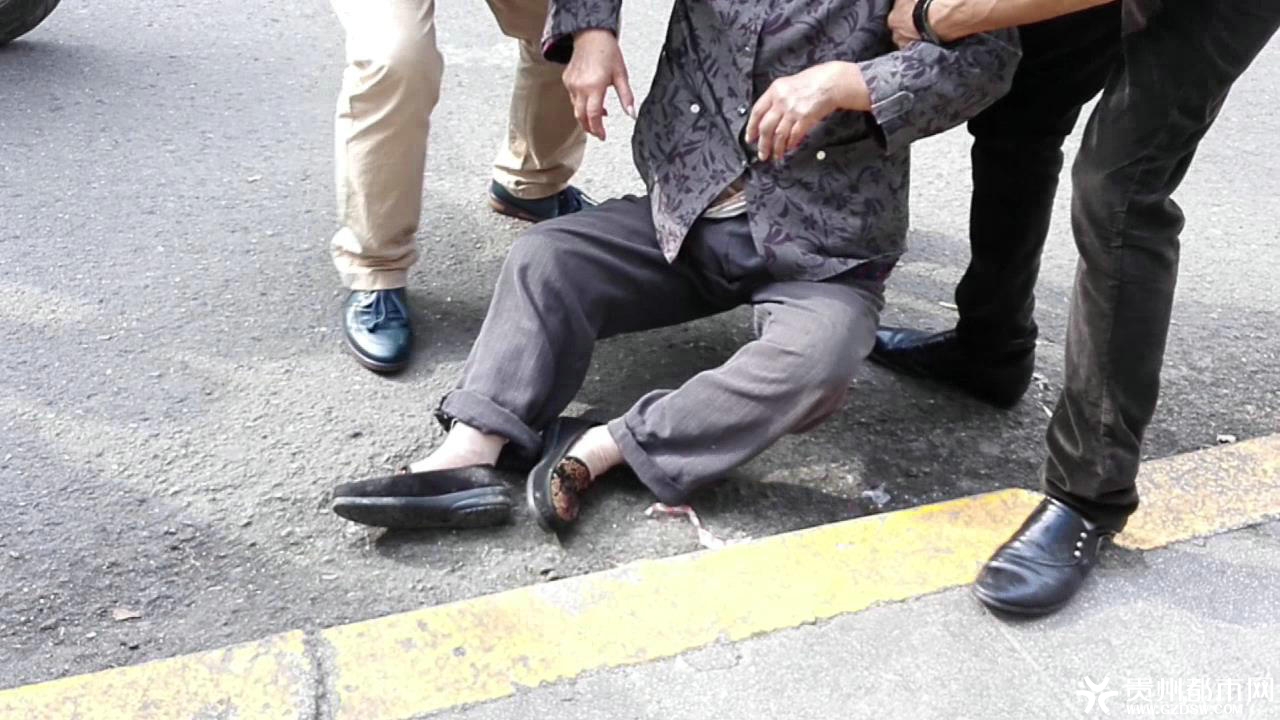 中老年人腿软无力是什么原因,老年人腿发软怎么回事