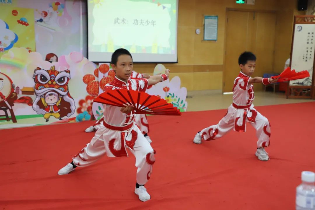 童心未泯欢度六一,童心向党放飞梦想六一儿童节