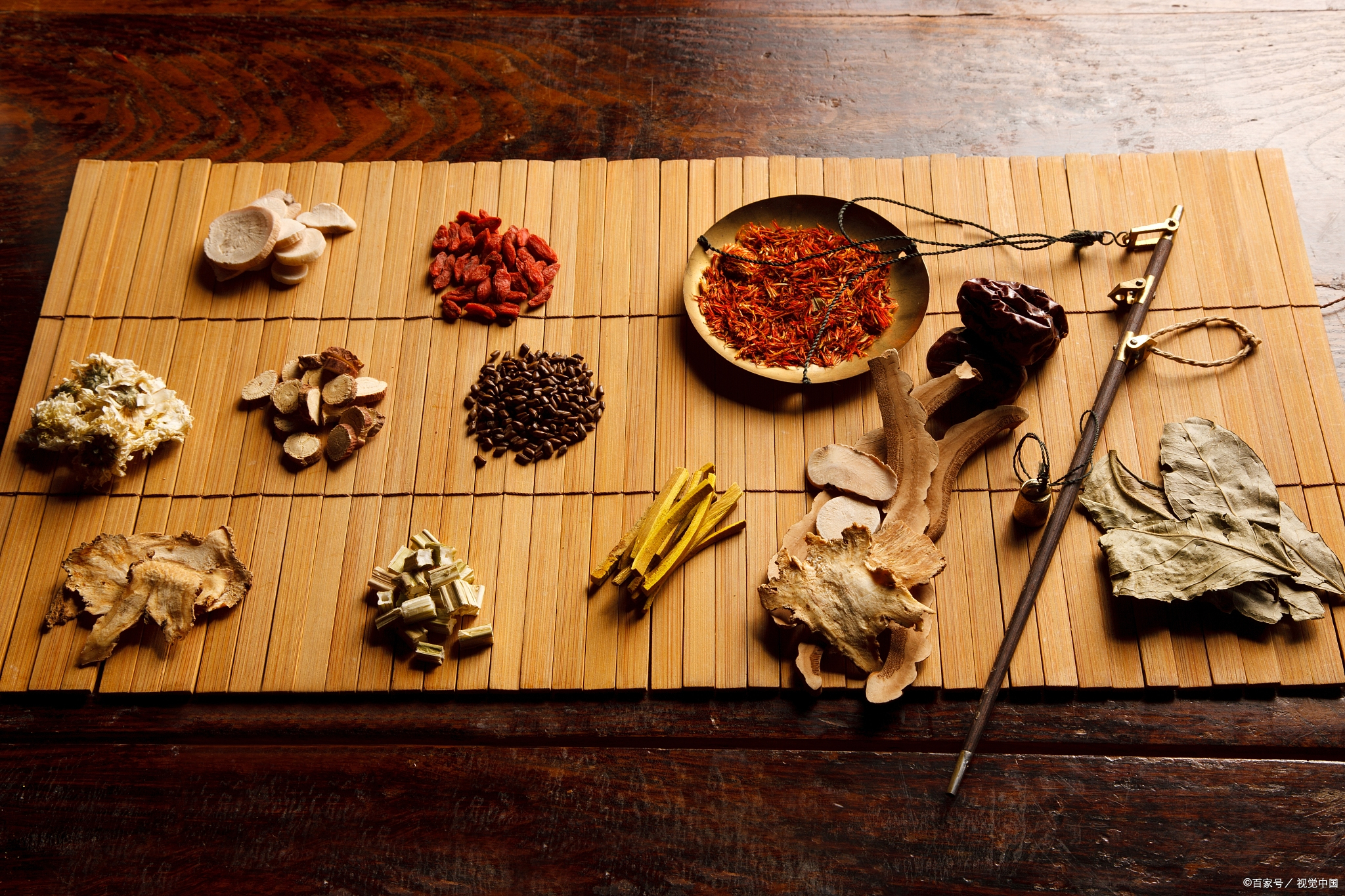 腰突症,开始右腿不适,后来转移到了左腿上?