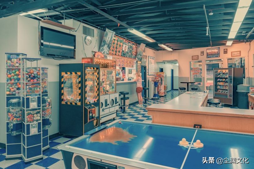 FranckBohbot在令人惊叹的街机照片中捕捉人们对游戏的热情