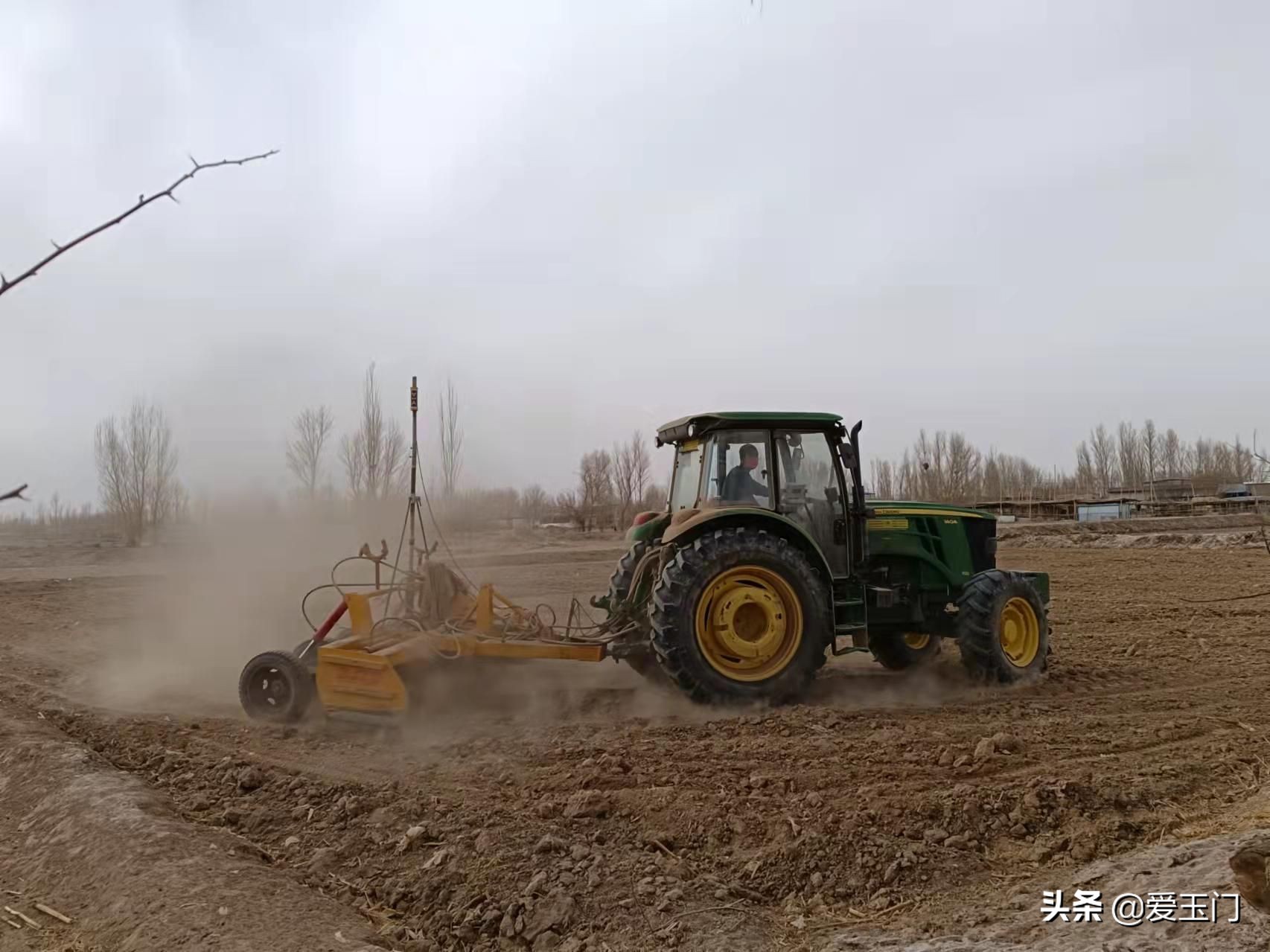 凝心聚力奋进新征程,凝心聚力建功新时代展现新作为