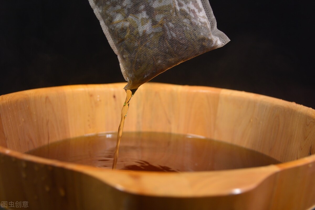 泡脚怎么保持脚的干净,怎样泡脚才能给脚泡得又白又嫩