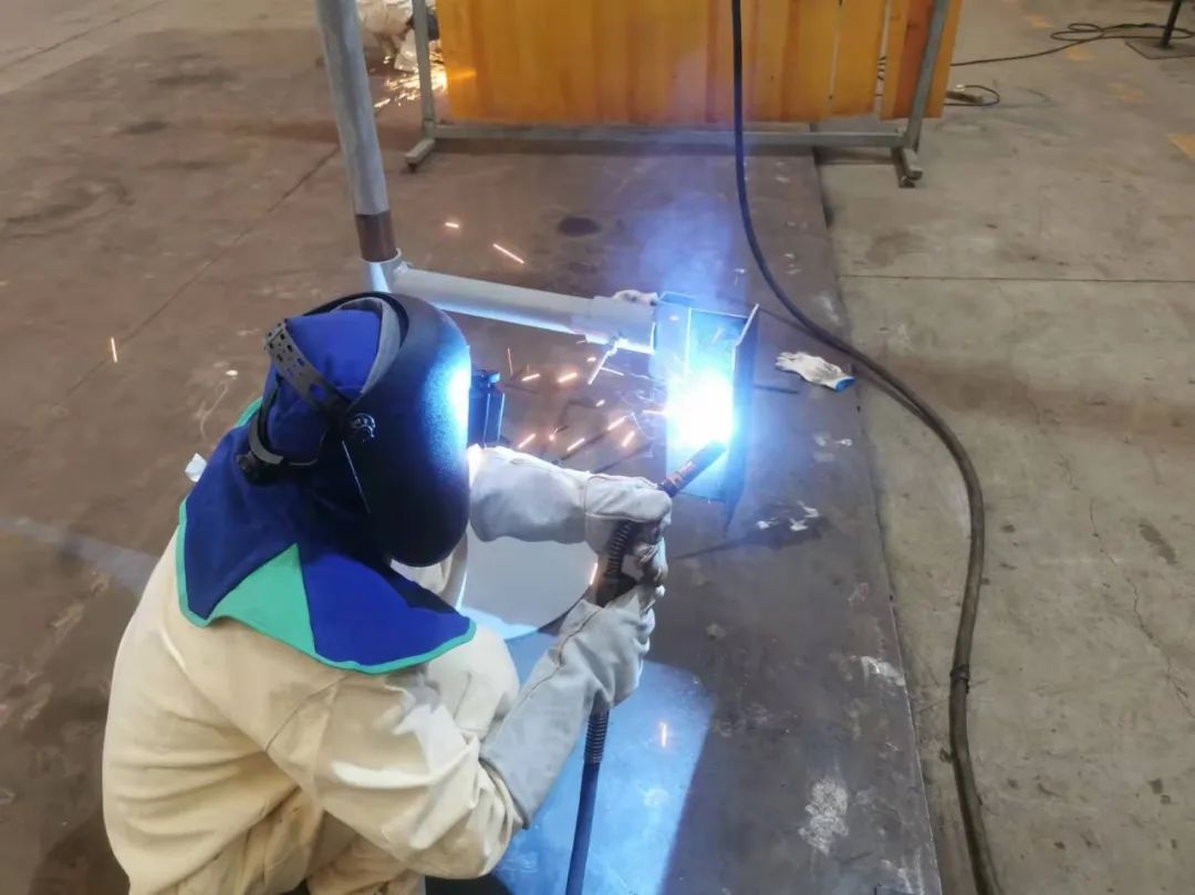 劳动者伟大筑梦者光荣：TRUEMAX信瑞重工庆祝五一国际劳动节