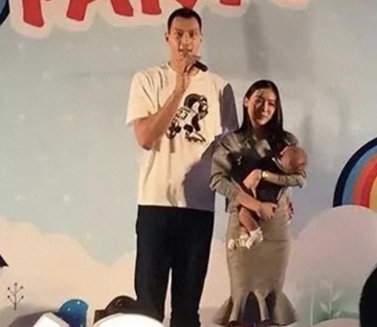 易建联成人生赢家娶巴西宝贝,易建联身价上亿迎娶巴西宝贝