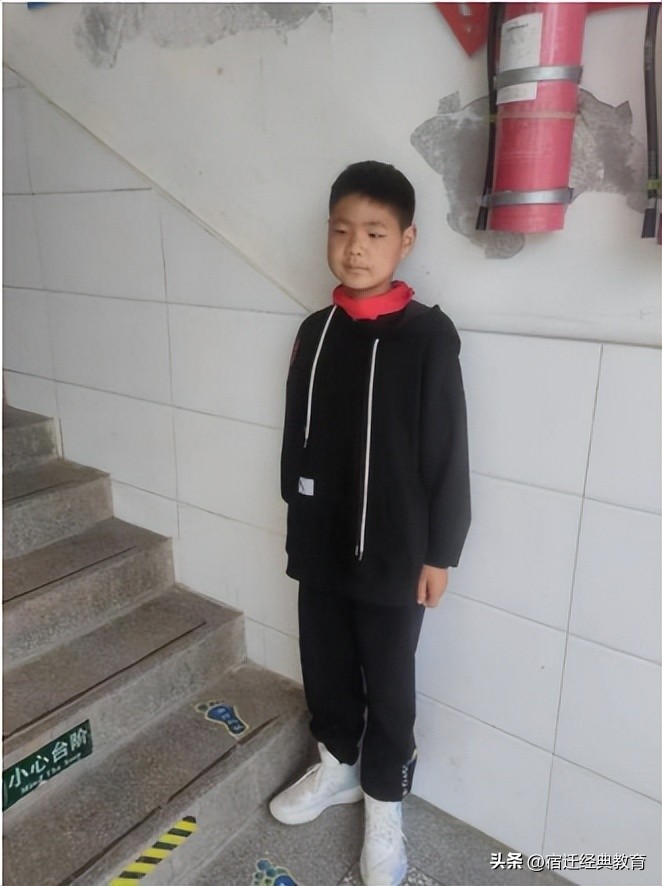 展少年风采构建和谐校园,展少年风采构建美好校园