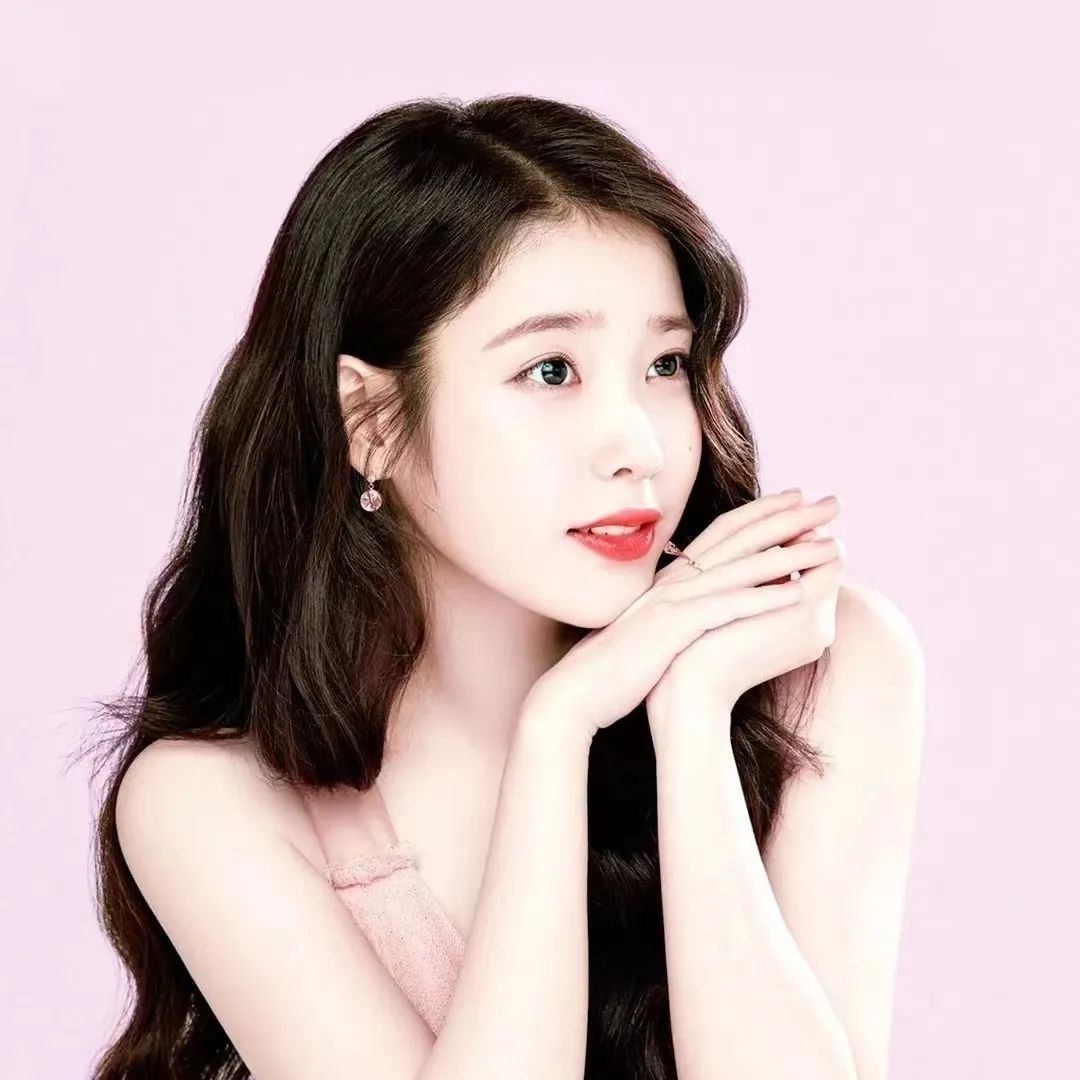 塌鼻子正脸好看,塌鼻子该如何变美啊