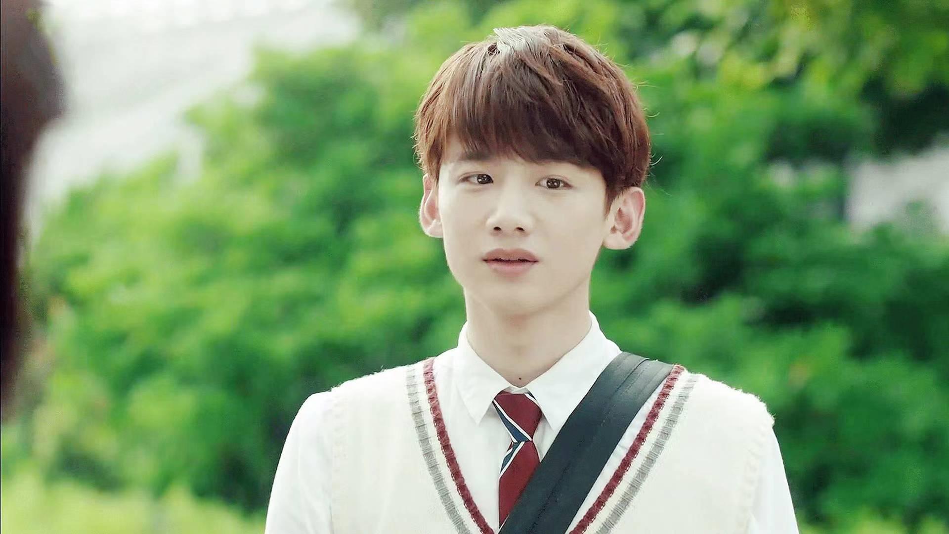 有哪些明星头发秃顶,秃顶明星发际线