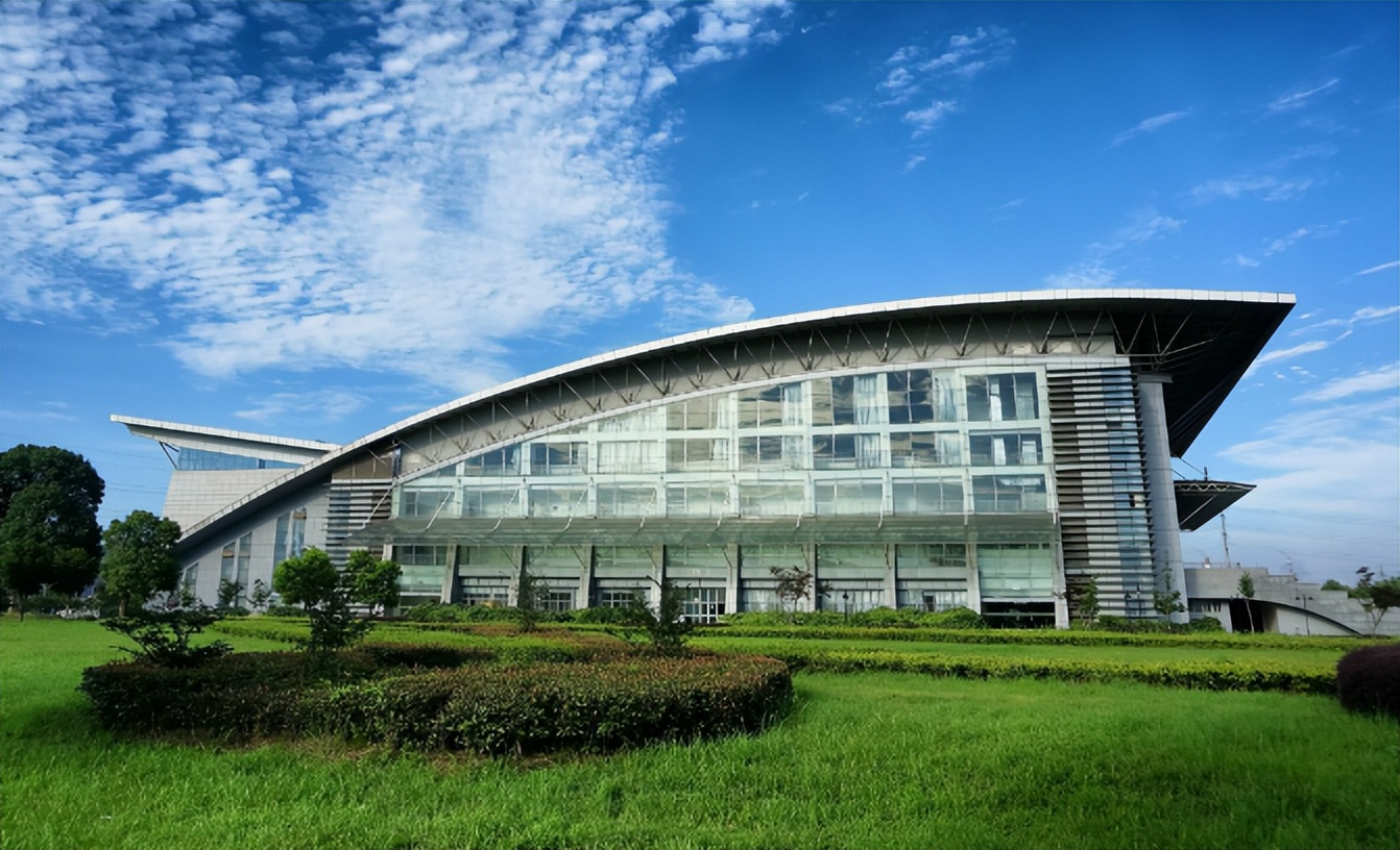 2023本科毕业最赚钱的几个专业,毕业就有高薪的十大专业