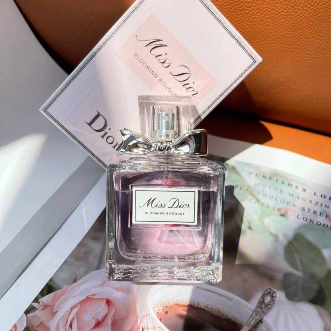 迪奥香水女排行榜,香奈儿19号香水和迪奥香水比较