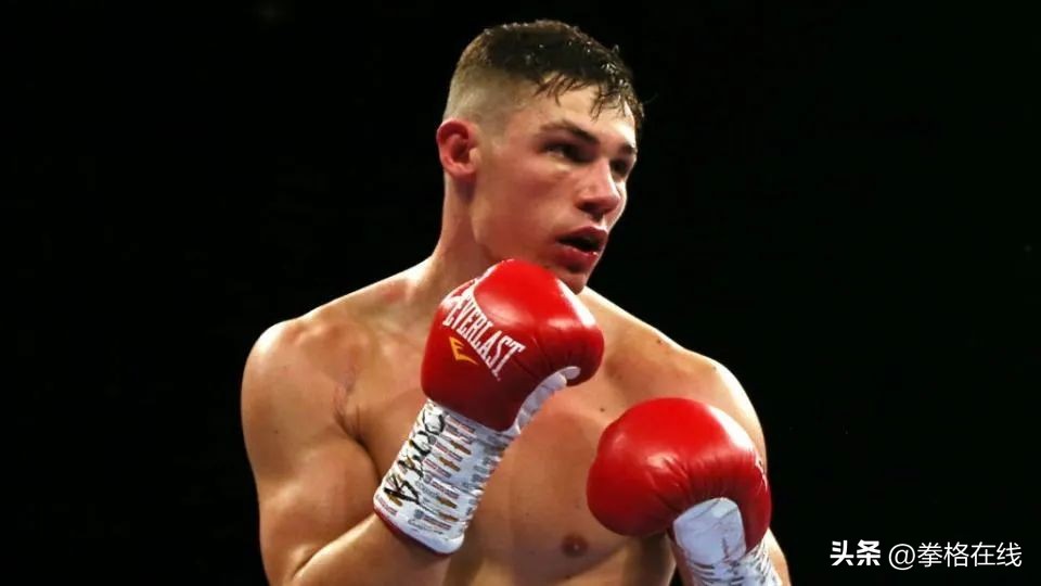 拳击赛事：WBO次重量级冠军争夺战—劳伦斯·奥科利能否成功卫冕？